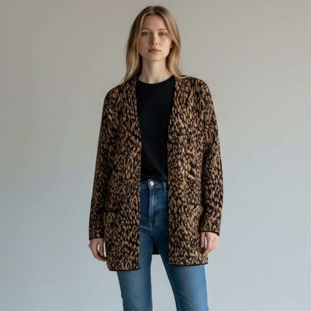 J. McLaughlin 100% Merino Wool Open Cardigan Women's Sz M Brown Moiré Print Long